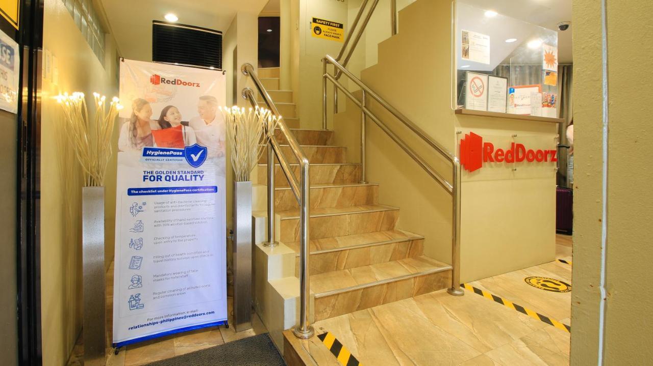 Reddoorz At Hotel Rosemarie パサイ エクステリア 写真