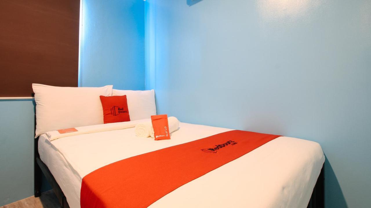 Reddoorz At Hotel Rosemarie パサイ エクステリア 写真