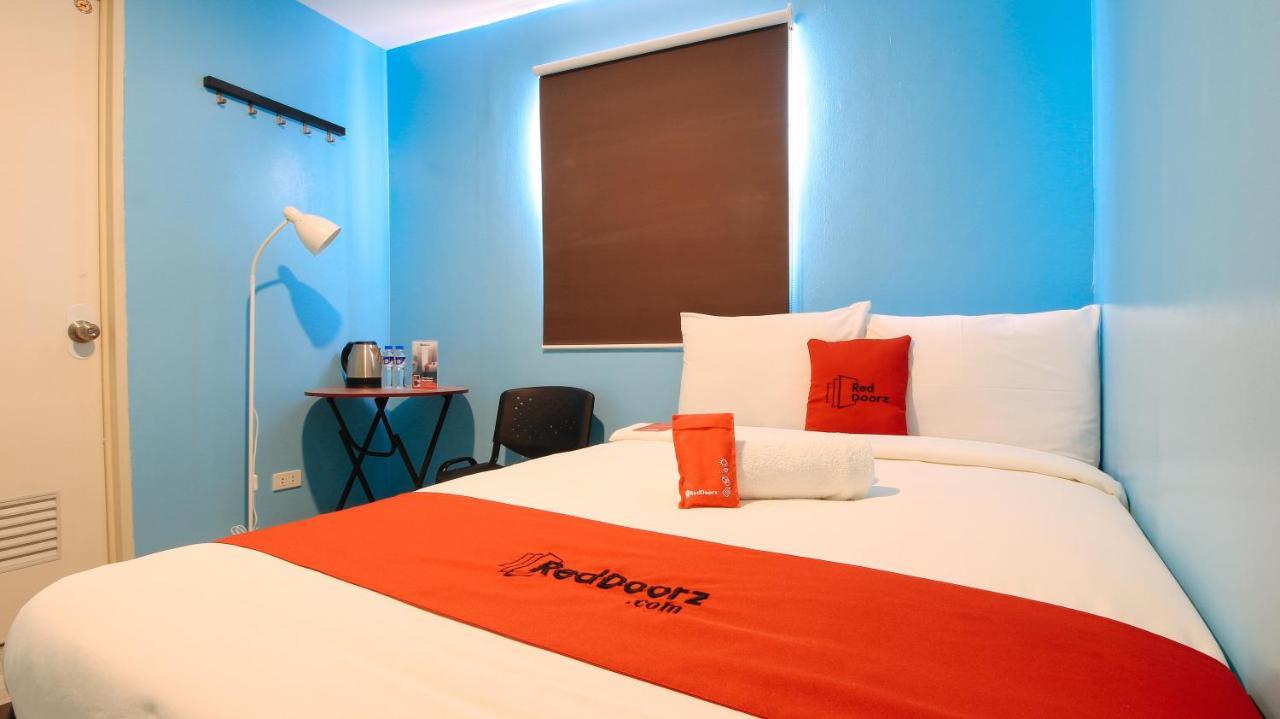Reddoorz At Hotel Rosemarie パサイ エクステリア 写真