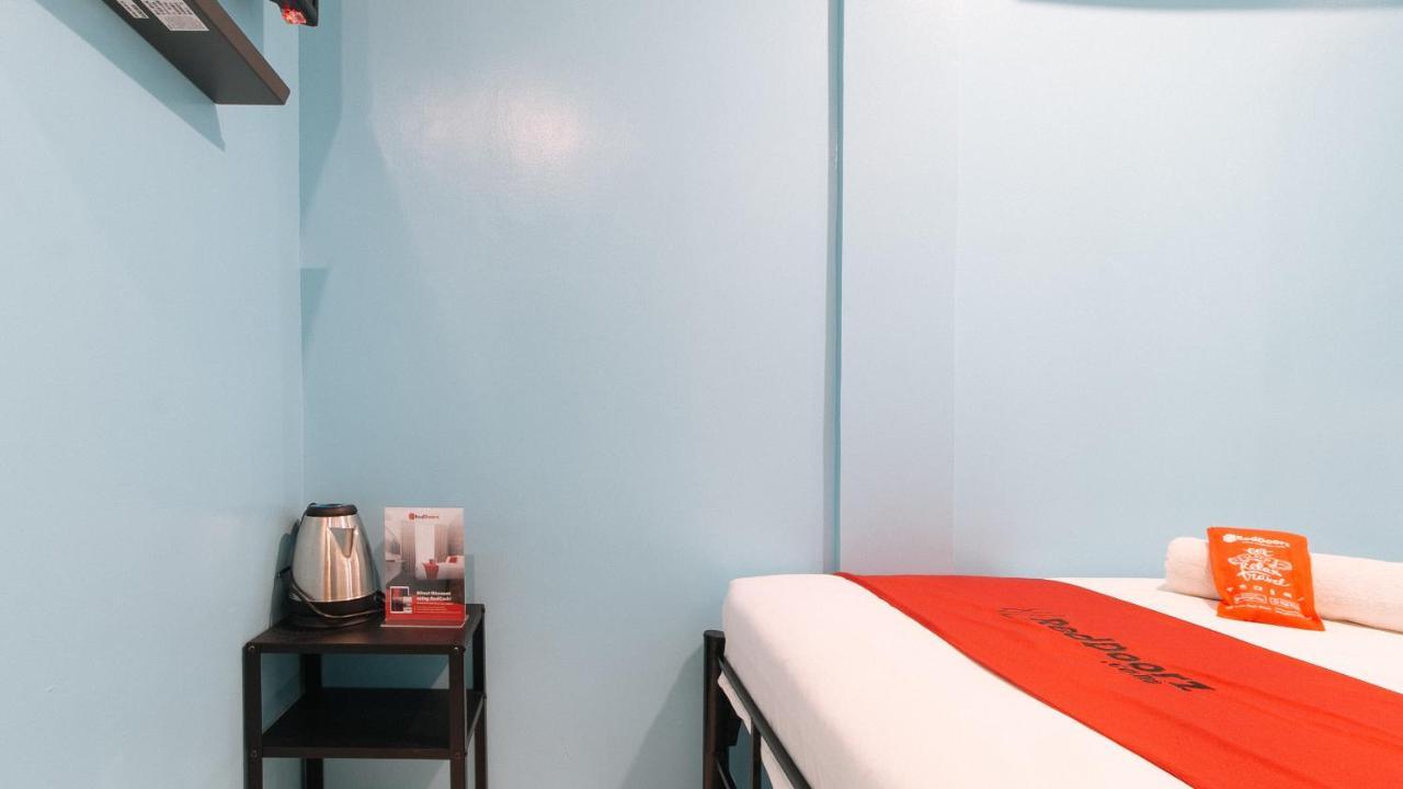 Reddoorz At Hotel Rosemarie パサイ エクステリア 写真
