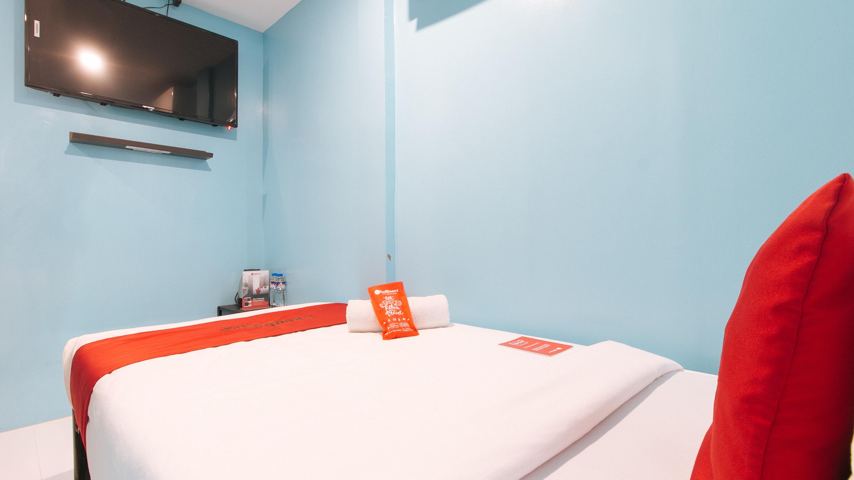 Reddoorz At Hotel Rosemarie パサイ エクステリア 写真