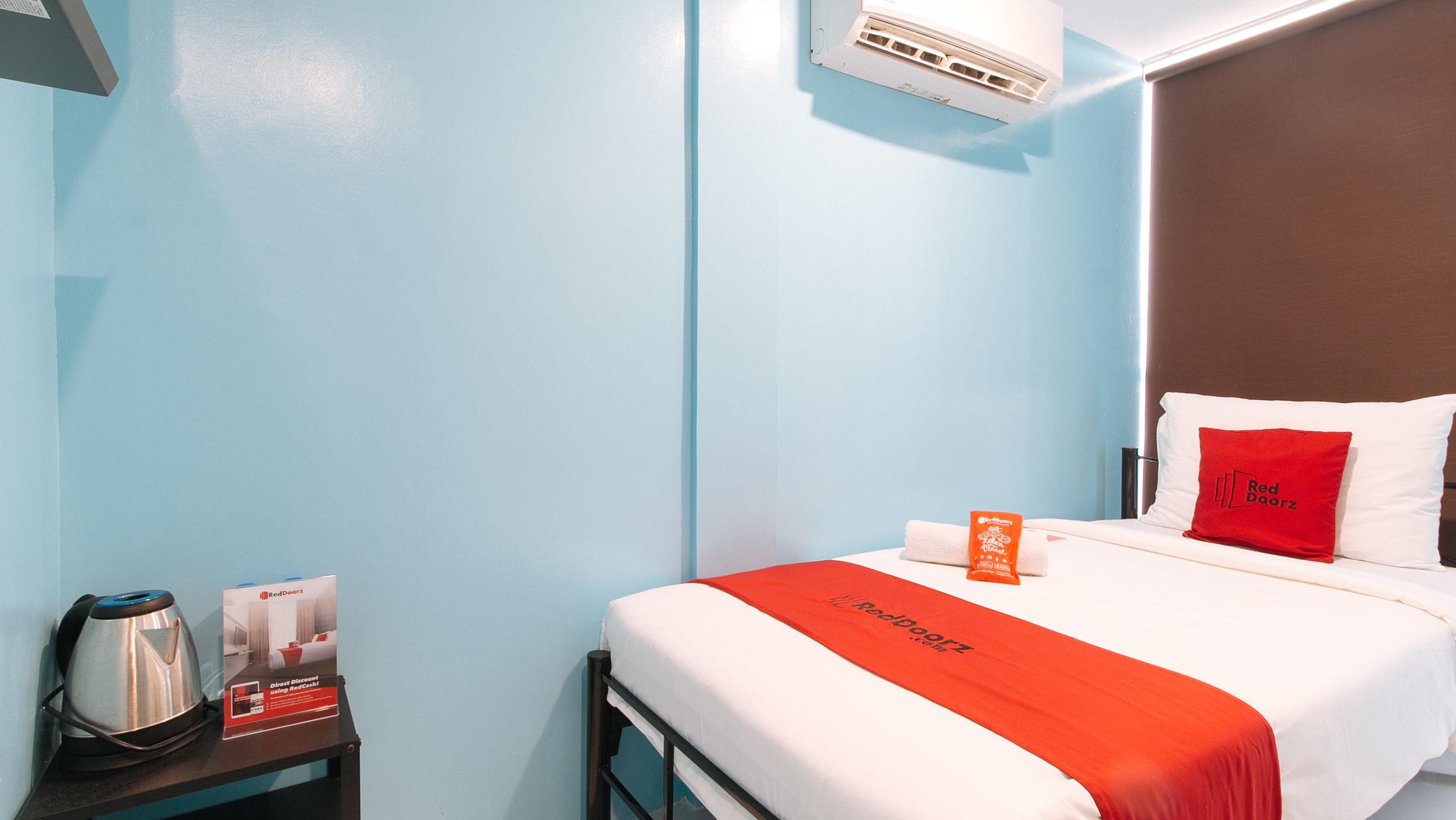 Reddoorz At Hotel Rosemarie パサイ エクステリア 写真