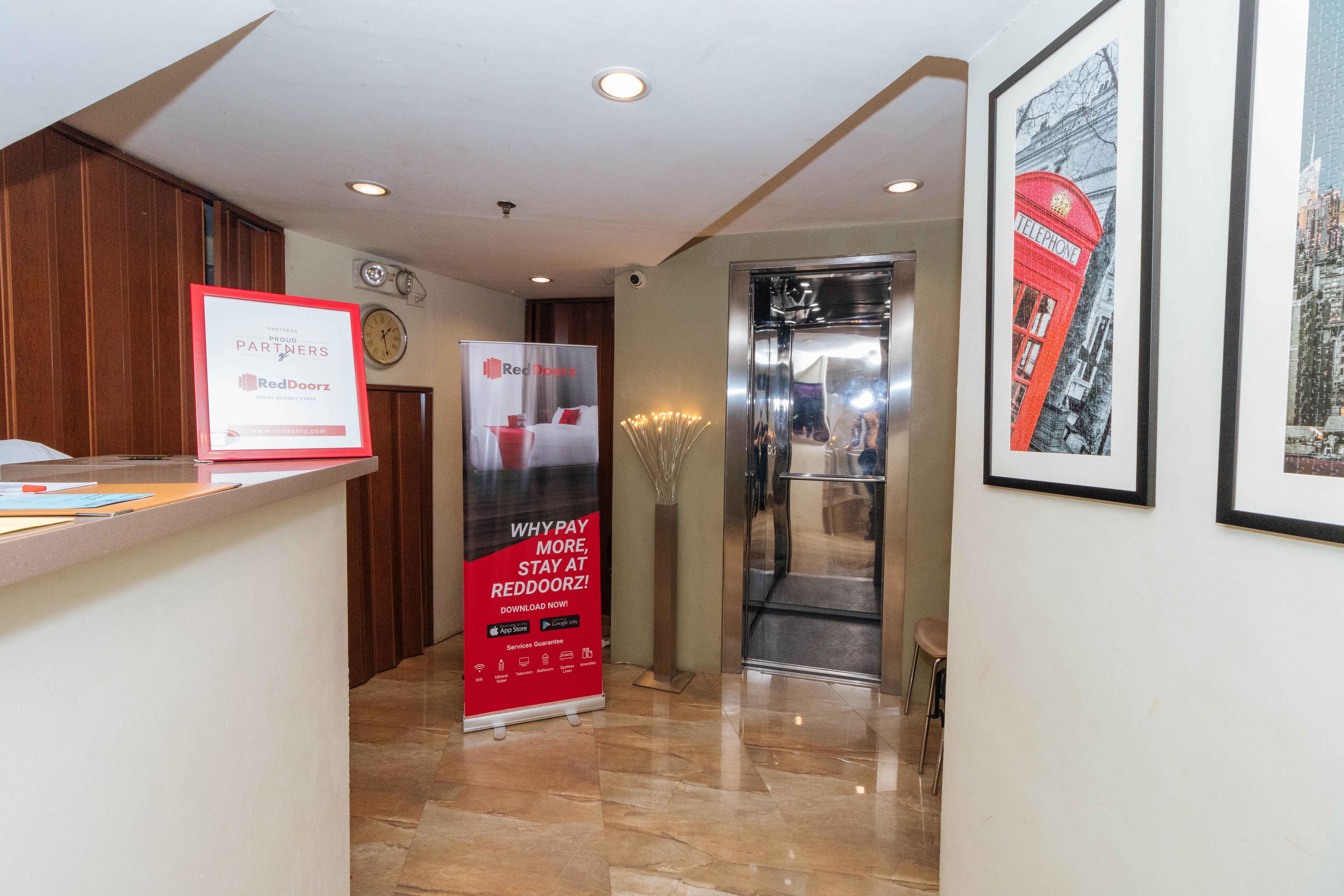 Reddoorz At Hotel Rosemarie パサイ エクステリア 写真