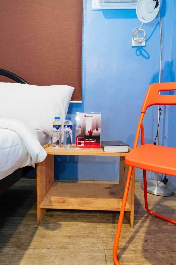 Reddoorz At Hotel Rosemarie パサイ エクステリア 写真